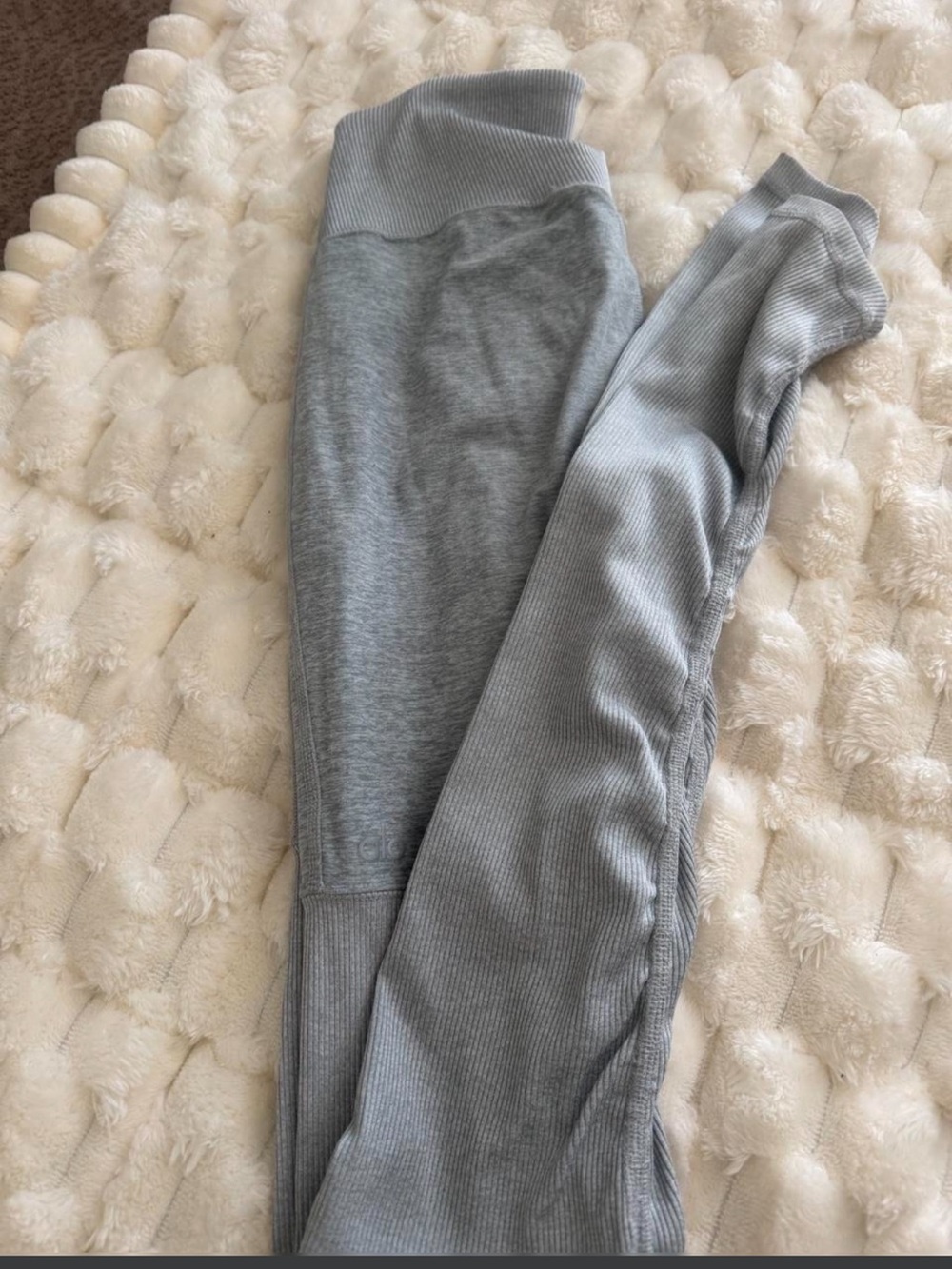 ALO Leggings